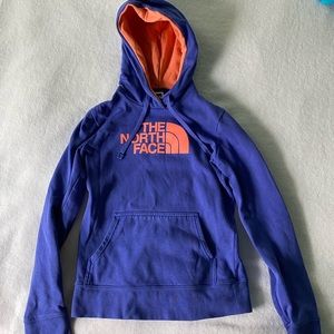 🦋3/$20 Women’s North Face Sweatshirt